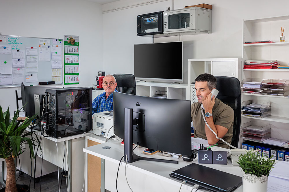 Izoplastika kancelarija